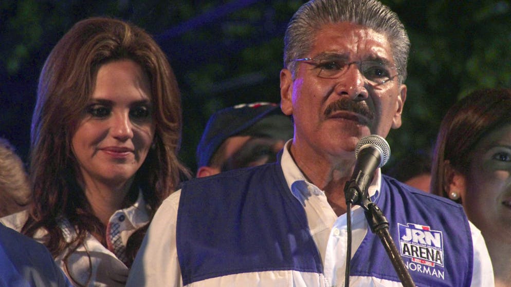 Direction la prison. Les USA renvoient au Salvador un ex-candidat présidentiel