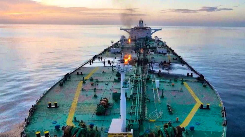 The geopolitical tensions surrounding Iran have recently caused oil prices to rise again significantly. (symbolic image)