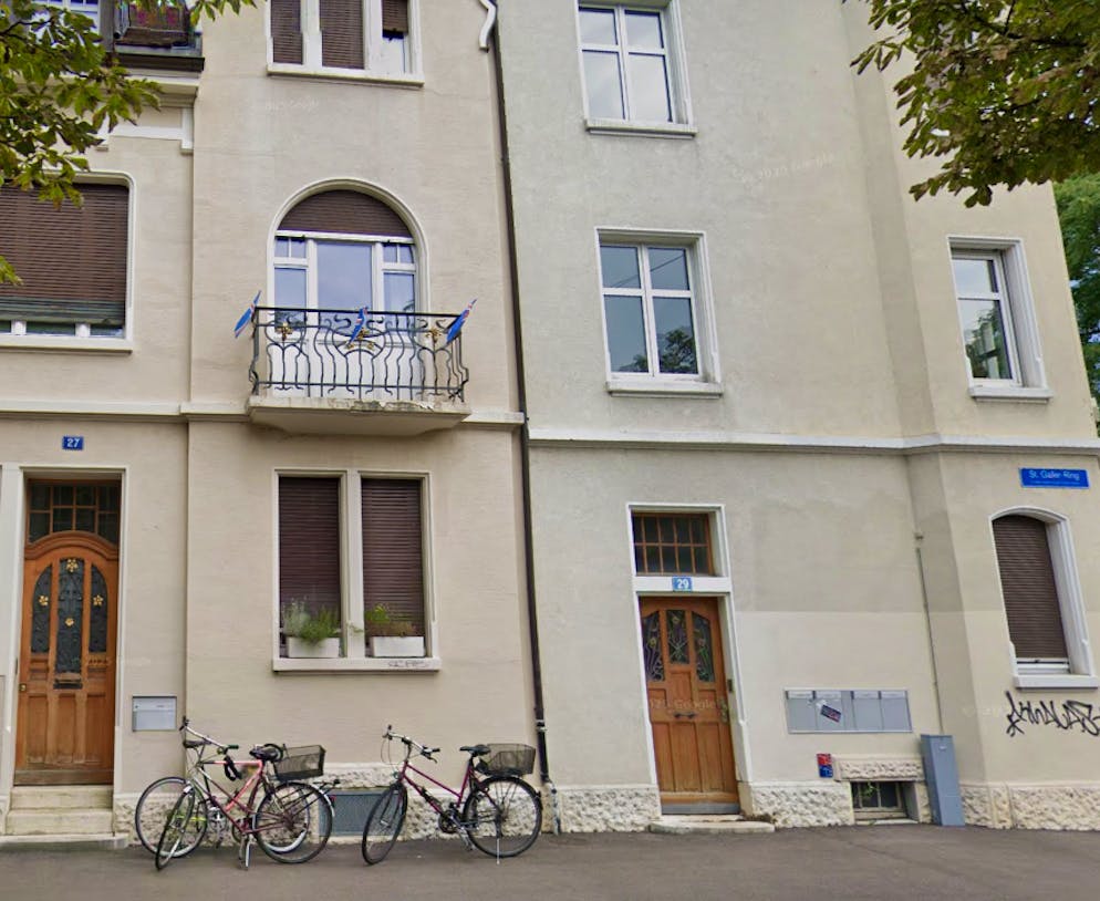 Ein Anbau bei einem Mehrfamilienhaus in Basel verzögert sich um drei Jahre – wegen eines erneuten Rekurses.