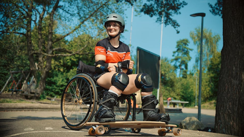 Paralympics. Tschopp ist die einzige Athletin der Snowboardszene, die im Alltag den Rollstuhl nutzt.