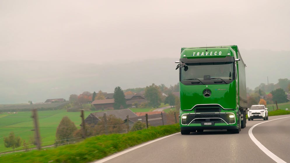 Ein Lastwagen braucht vor allem mehr Platz an einer Ladestation als ein PW.