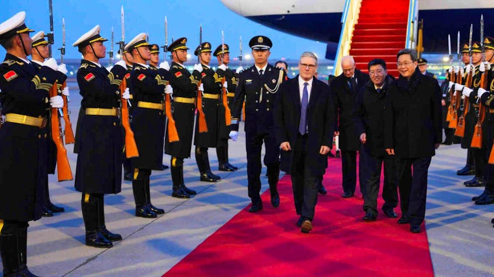 Il premier britannico Keir Starmer è arrivato in Cina, per dare il via a una visita ufficiale che si concluderà sabato.