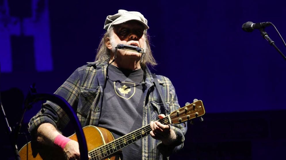 Il suffira désormais d'indiquer un numéro de téléphone groenlandais pour avoir un accès gratuit au catalogue du chanteur Neil Young (archives).