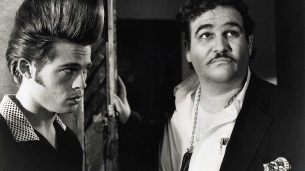 Solothurner Filmtage widmen sich dem künstlerischen Aufbruch - Gallery. Brad Pitt und Michael Luciano im Film "Johnny Suede" (1991), der von der Zürcherin Ruth Waldburger produziert wurde.