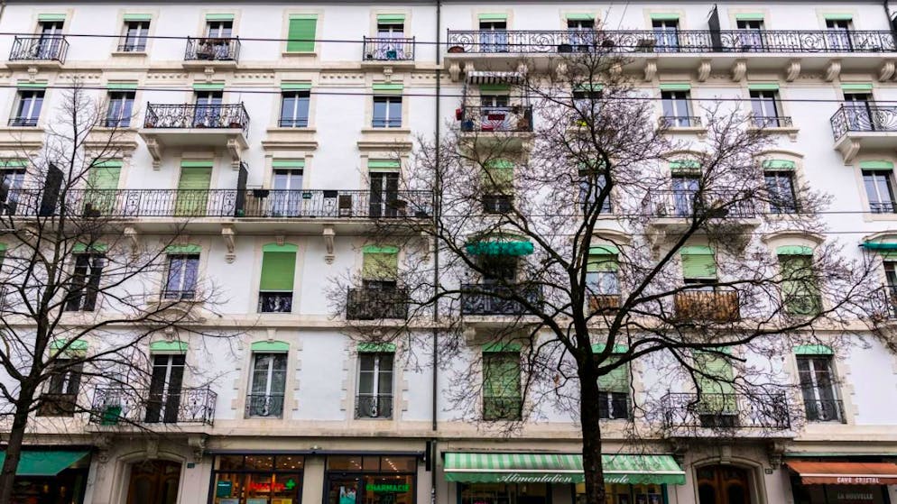 De nombreux locataires de cinq immeubles du quartier de la Jonction ont vu leurs baux résiliés à Genève.