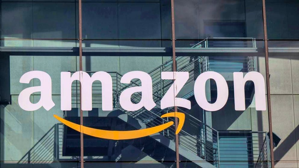 Amazon is once again making massive job cuts worldwide. Around 16,000 people will lose their jobs. (symbolic image)