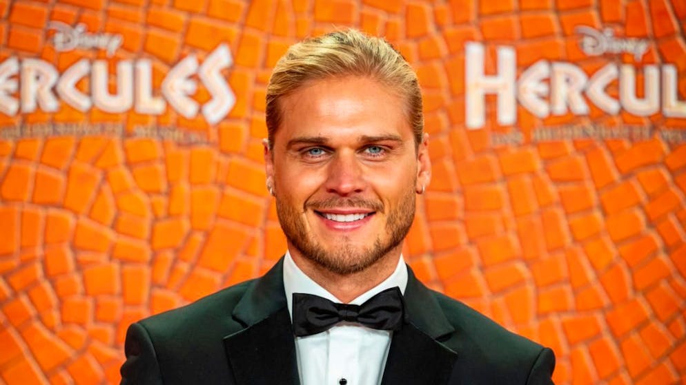 Rúrik Gíslason, ehemaliger isländischer Fussballspieler, gewann schon "Let's Dance", mischte Quizshows auf und ist bald als charismatischer Hundetrainer in einer Komödie zu sehen. (Archivbild)