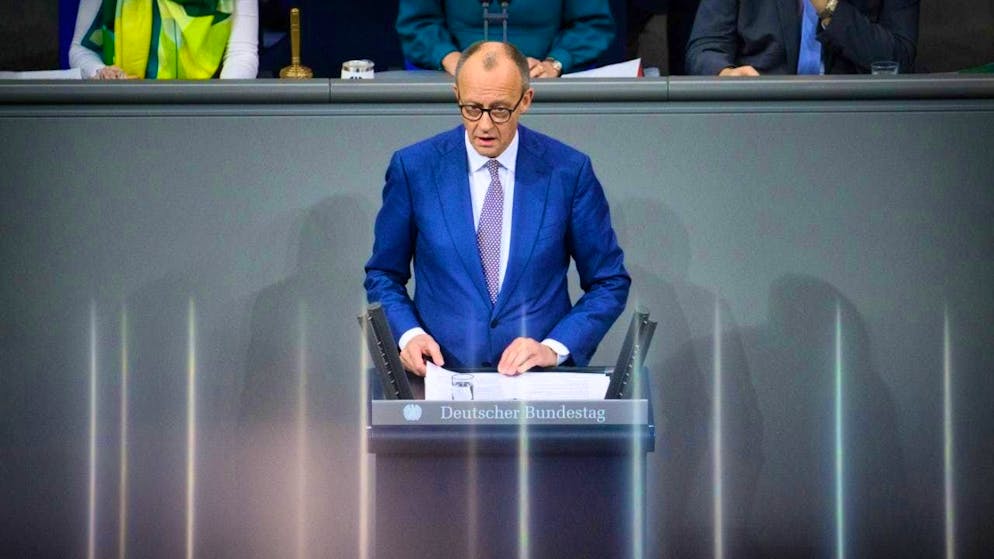 Federal Chancellor Friedrich Merz (CDU) makes a government statement on the current foreign policy situation during the 56th plenary session of the 21st legislative period in the German Bundestag. Photo: Bernd von Jutrczenka/dpa