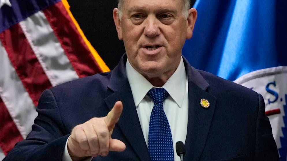 Stati Uniti. Lo zar dei confini a Minneapolis: «Ristabilire la legge e l'ordine»