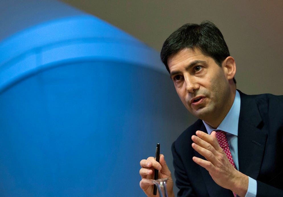 US-Präsident Trump hat den früheren Fed-Gouverneur Kevin Warsh als Nachfolger für US-Notenbank-Chef Powell vorgeschlagen.