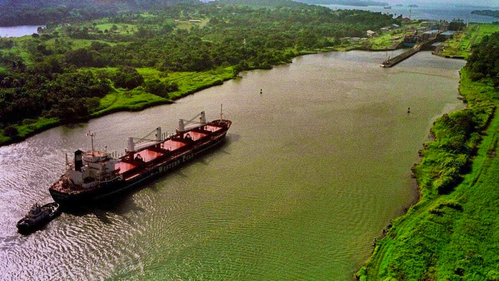 Panama's Constitutional Court has annulled the contracts of a Hong Kong company for the operation of two ports on the Panama Canal. The verdict is in line with US President Donald Trump. Criticism came from Beijing. (archive image)