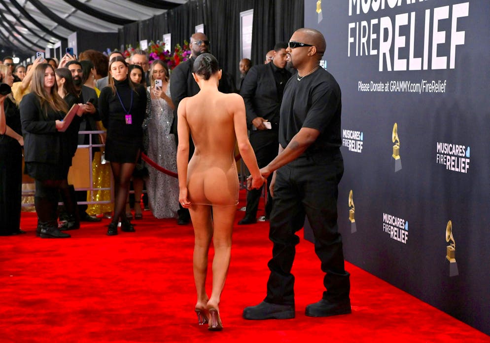 Kanye West et Bianca Censori lors des Grammy Awards 2025.