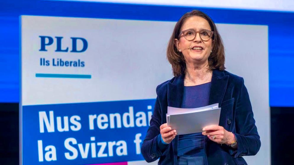 FDP delegates want more security and less crime - Gallery. FDP Co-President and St. Gallen National Councillor Susanne Vincenz-Stauffacher at the delegates' meeting in Geneva.