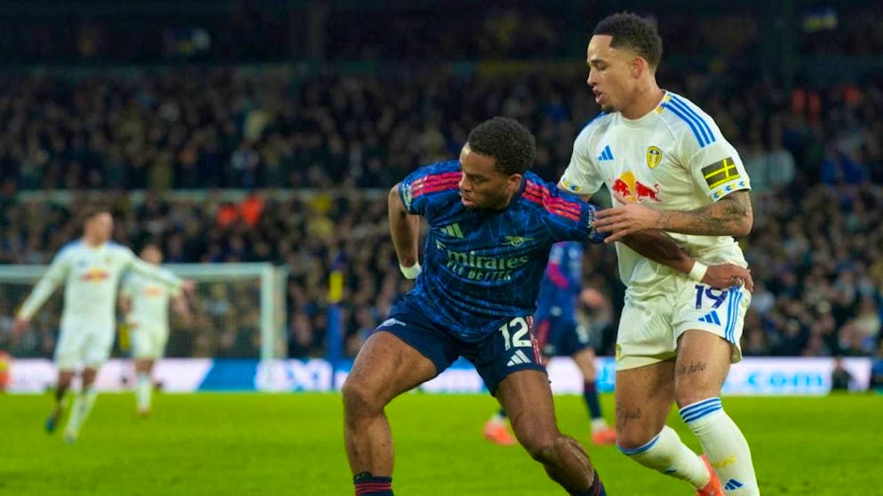 Noah Okafor, here in a duel with Arsenal's Jurrien Timber, concedes a clear defeat with Leeds United.