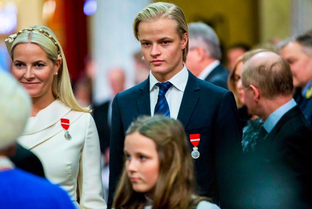 Norwegens Prozess des Jahres: Mette-Marits Sohn vor Gericht - Gallery. Marius Borg Høiby, der Sohn von Kronprinzessin Mette-Marit aus einer früheren Beziehung, ist in 38 Punkten angeklagt - unter anderem wegen Vergewaltigung. (Archivbild)
