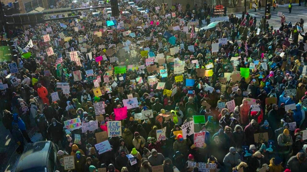 ARCHIVE - People protest against federal immigration officials in Minneapolis. Photo: Angelina Katsanis/FR172095 AP/dpa