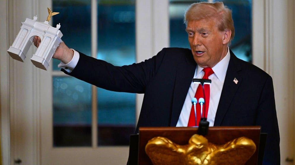 More gold, more height, more Trump. From the Oval Office to the Arc de Triomphe: Trump builds his Washington