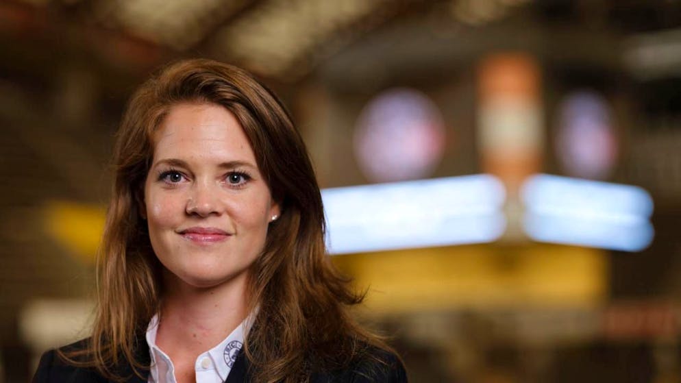 Florence Schelling erinnert sich an den Olympia-Coup - Gallery. Florence Schelling im Herbst 2020 nach ihrer Ernennung zur Sportchefin des SC Bern