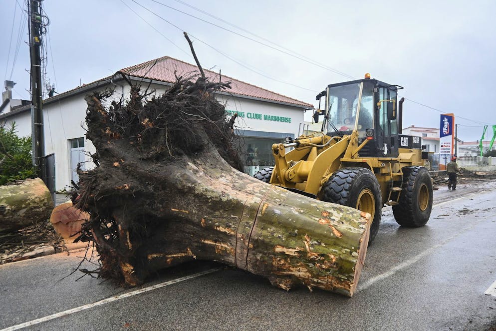 Cette mesure, initialement imposée jeudi, donne aux autorités le pouvoir de mettre en oeuvre des mesures de sécurité et de coordonner les interventions d'urgence (archives).