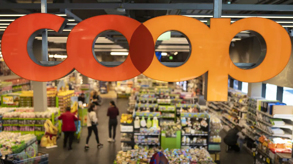 «Giudizio individuale». La comica Julia Steiner bandita dalla filiale per un cornetto «dimenticato», ecco la risposta di Coop