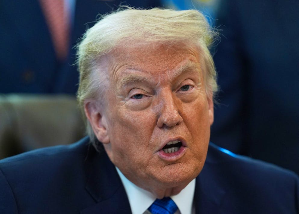 Il presidente Donald Trump dice di non essere mai stato sull'isola degli orrori di Jeffrey Epstein.