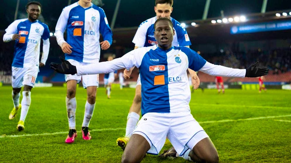 Emmanuel Tsimba shoots Grasshoppers into fortune with his second goal in the 94th minute