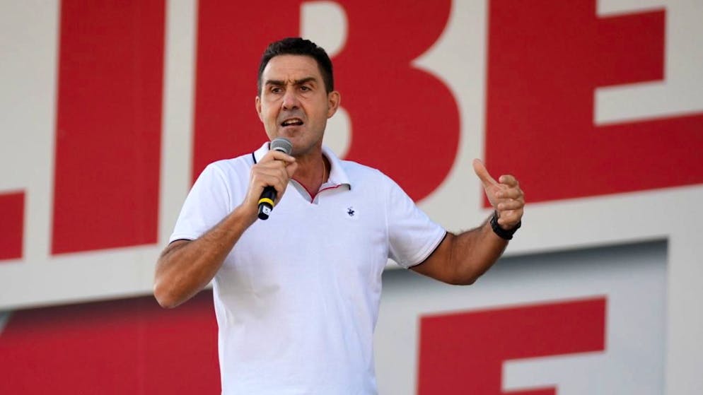 L'europarlamentare è pronto a lasciare il partito.