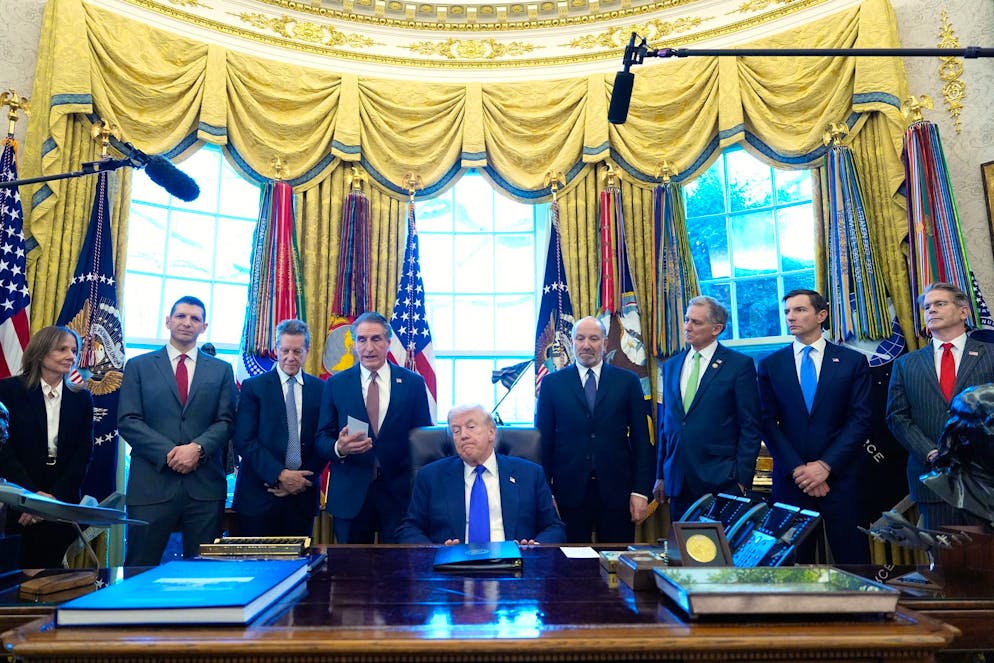 Donald Trump mit Teilen seines Kabinetts am 2. Februar im Weissen Haus.