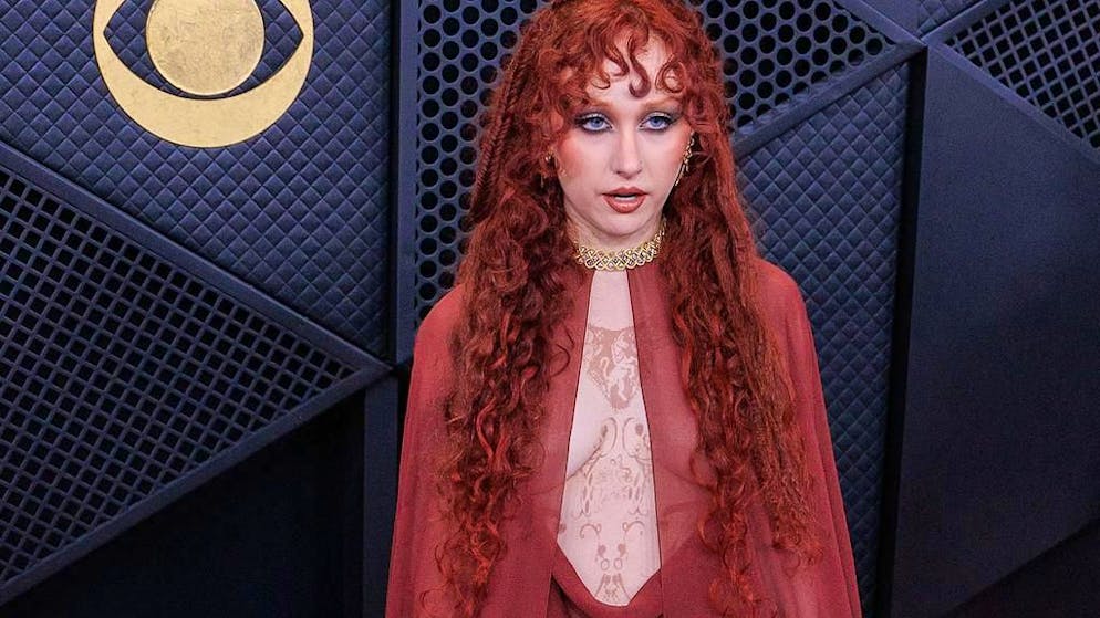 «Ce n'est pas désinvolte». Chappell Roan répond aux critiques sur sa robe controversée aux Grammy Awards