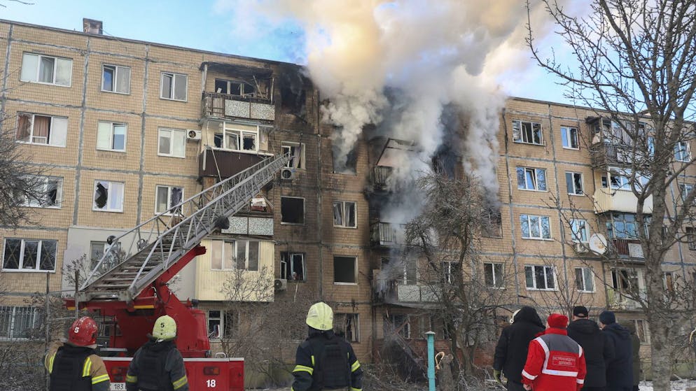 Guerra. Maxi attacco russo si abbatte sull'Ucraina, Zelensky: «Peserà sui negoziati»