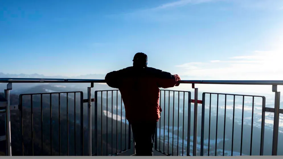 L'intervista. Il sociologo: «Troppe regole ci rendono malati e alimentano il populismo»