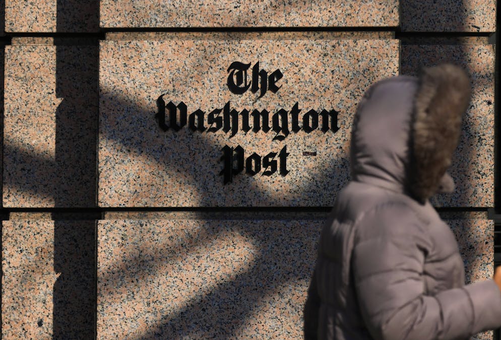 Le Washington Post, qui a à son actif la révélation du scandale du Watergate et de multiples prix Pulitzer, est en crise depuis plusieurs années.