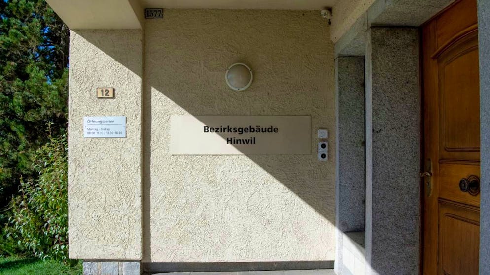 Das Bezirksgericht Hinwil ZH sprach am Donnerstag einen Vater vom Vorwurf des Missbrauchs an seiner Tochter frei. (Archivbild)