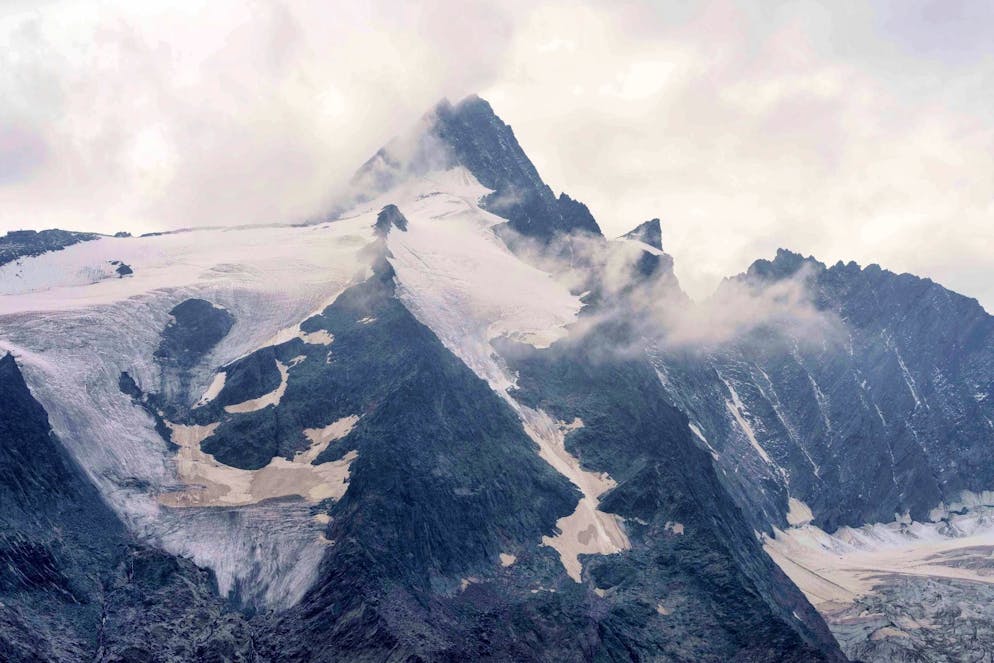 La femme est morte de froid seule au Grossglockner.