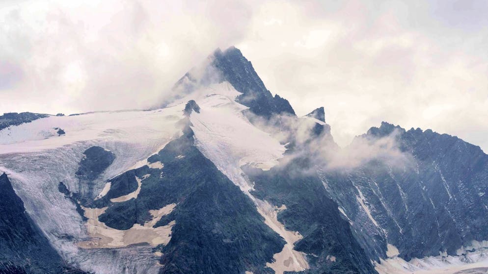 Ecco perché. Morta di freddo in montagna: sotto accusa c'è il compagno, ma i «suoceri» lo difendono