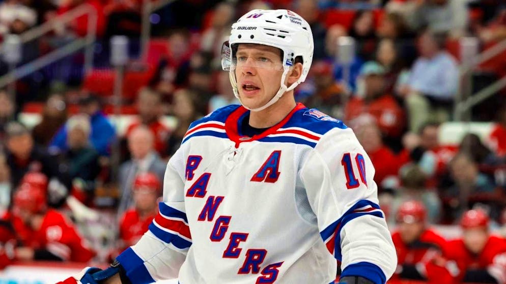 Artemi Panarin to wear the Los Angeles Kings' kit with immediate effect