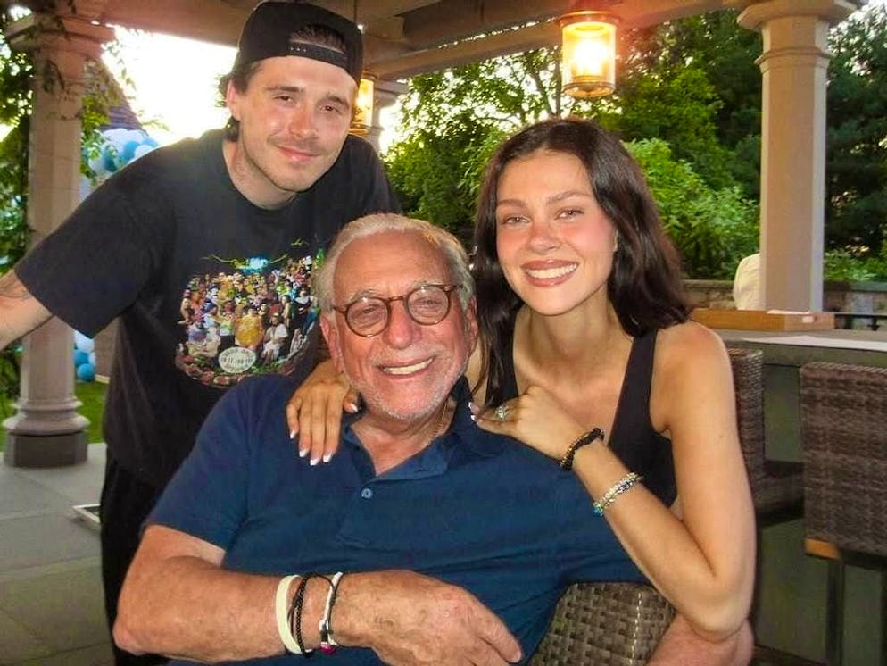 Nelson Peltz ha elogiato il genero Brooklyn, figlio maggiore di David e Victoria Beckham, definendolo "meraviglioso" nel bel mezzo del conflitto tra il giovane e la sua famiglia.