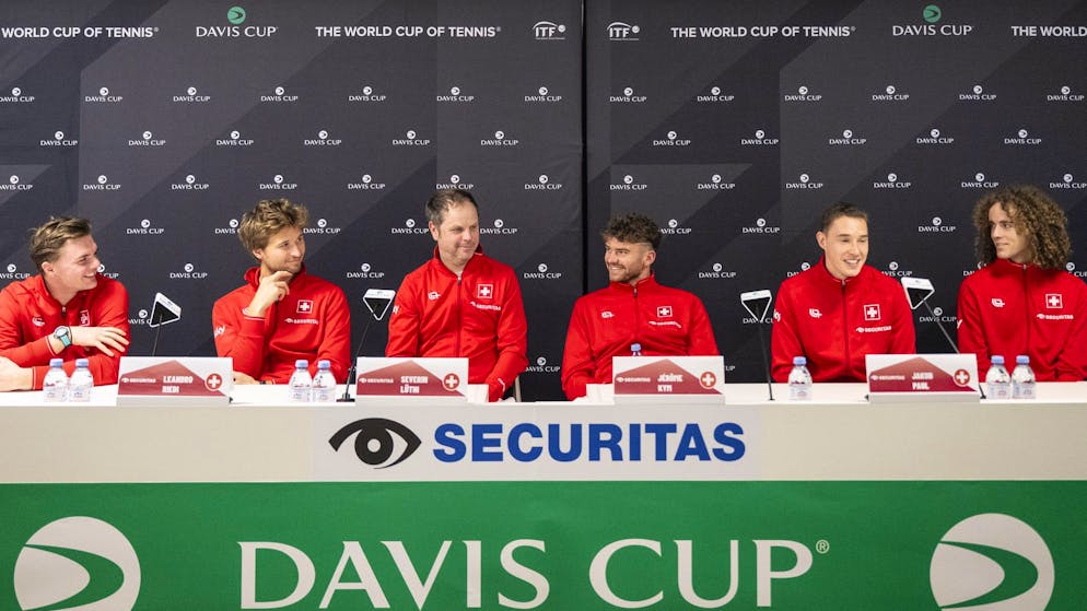 Dominic Stricker, Leandro Riedi, Severin Lüthi, Jérôme Kym, Jakub Paul et Mika Brunold.