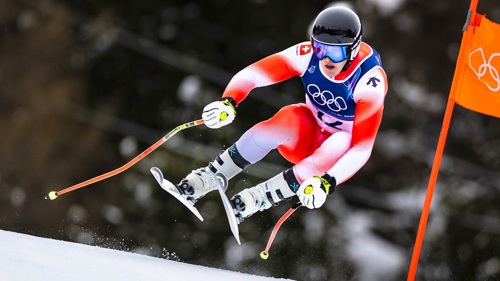 Final training for the Olympic downhill. Numerous racers drop out - moment of shock for Odermatt and von Allmen