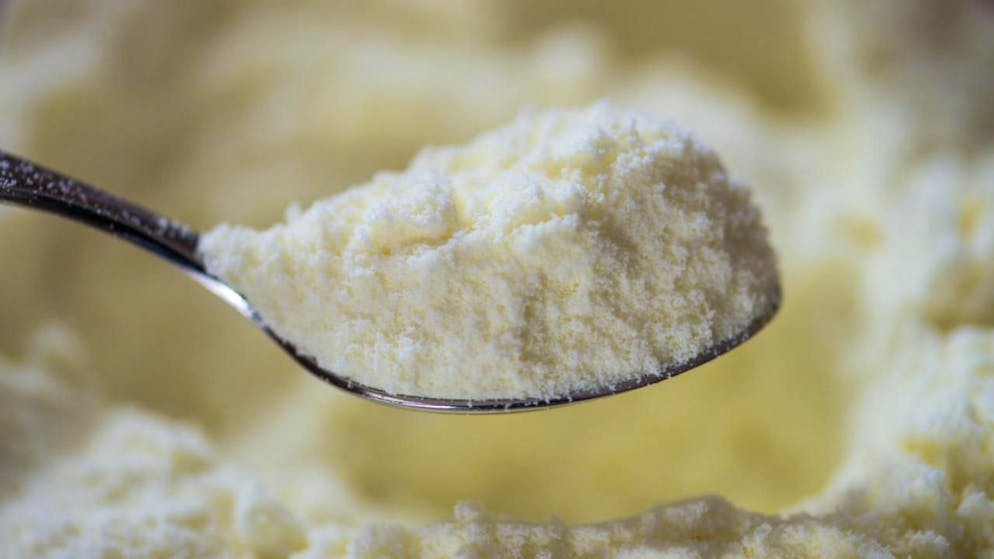 Cresce la polemica. Ritirato il latte in polvere, la Fondazione dei consumatori denuncia la «gestione inaccettabile» di Danone