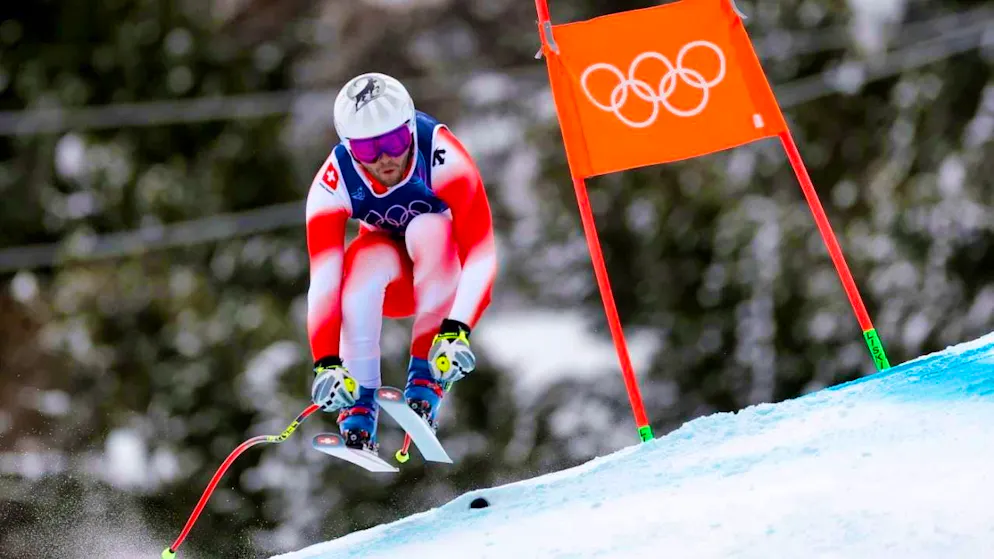 Alexis Monney is the fastest in the third intermediate time and then swings off