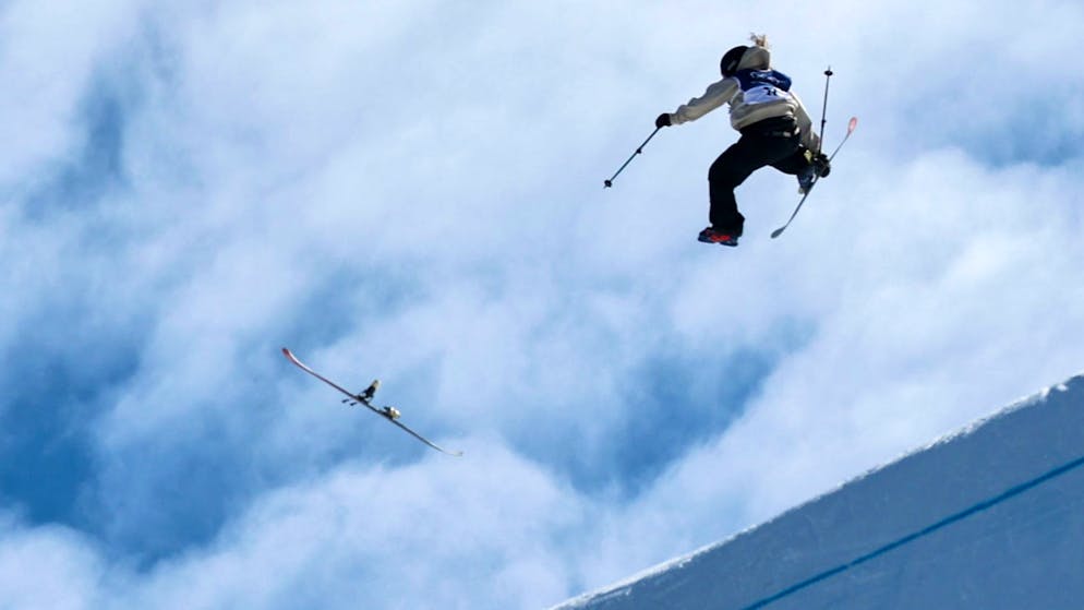 Olympia 2026 im Ticker. Höfflin verliert beim Sprung ihren Ski und scheitert ++ Mariah Carey sorgt bei Eröffnung für Überraschung