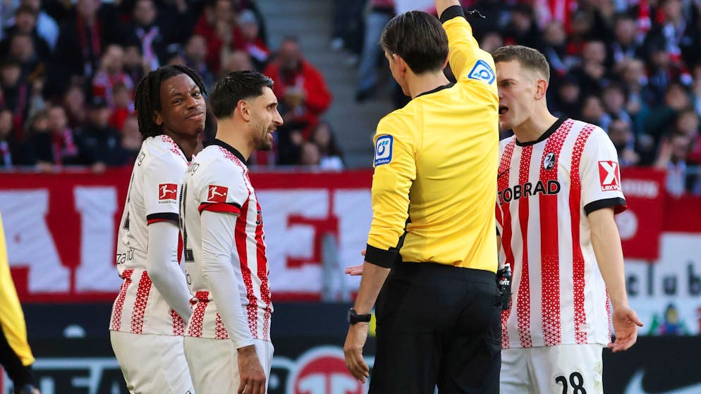 Bundesliga. Manzambi sent off ++ Fischer's Mainz win against Augsburg