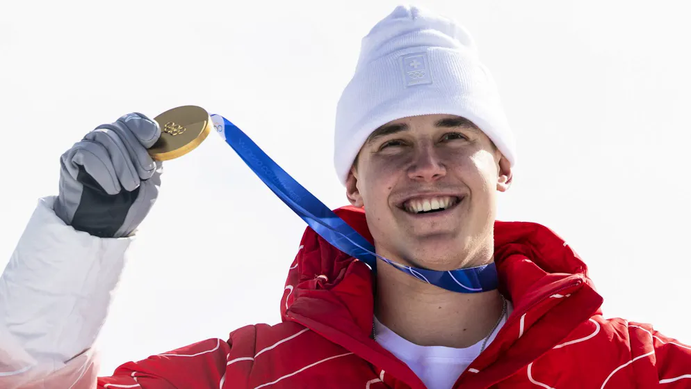 Delusione per Odermatt. Primo oro svizzero! Franjo von Allmen è il re della discesa olimpica