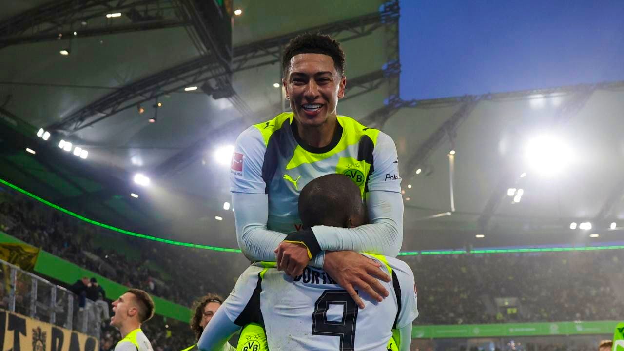 Germany. Dortmund win again, Manzambi sees red