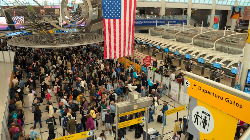 Urlaub mit Datenpreis. USA verlangen bei Einreise wohl tiefe Einblicke ins Privatleben