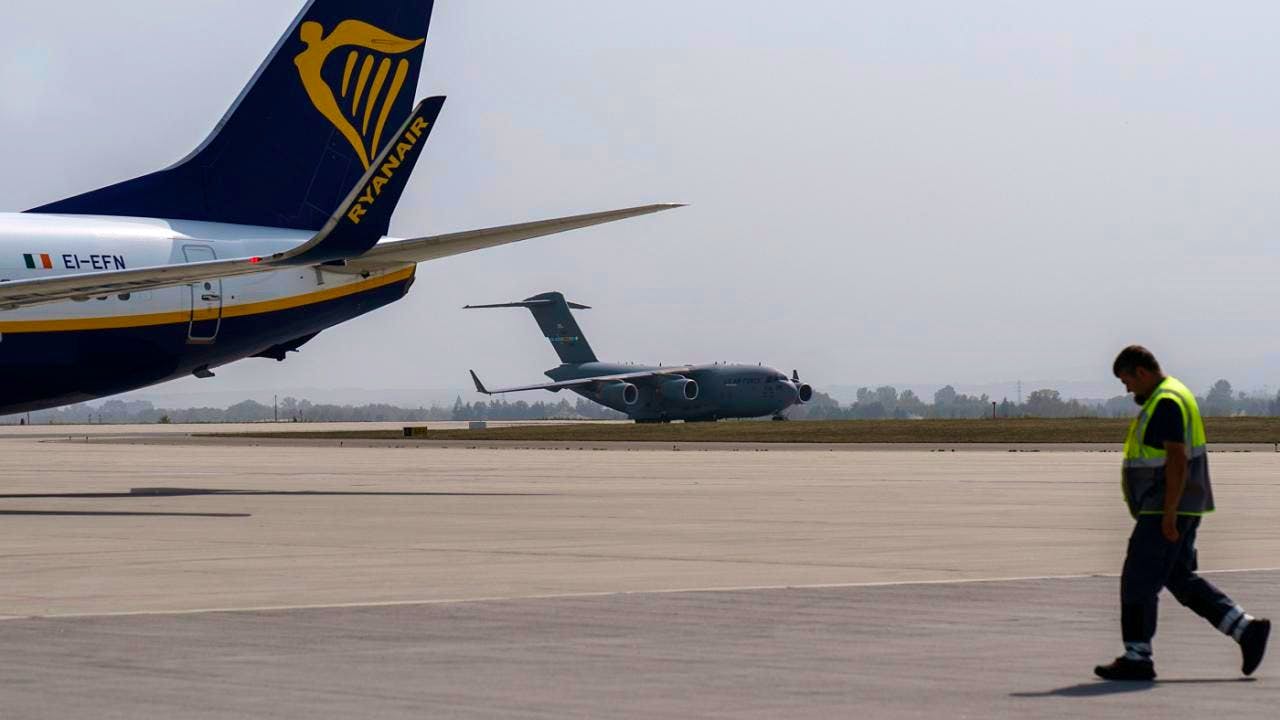 Politica. Polonia: 2 aeroporti chiusi a causa degli attacchi russi in Ucraina