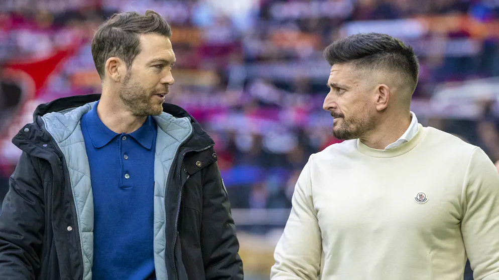 FCB-Trainer Stephan Lichtsteiner (l.) und FCZ-Coach Dennis Hediger.