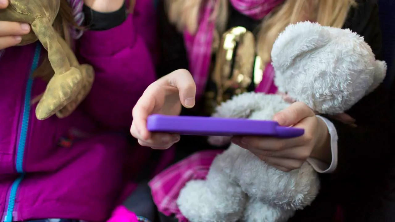 Addictions. Instagram et YouTube rendent accros, débats devant des jurés