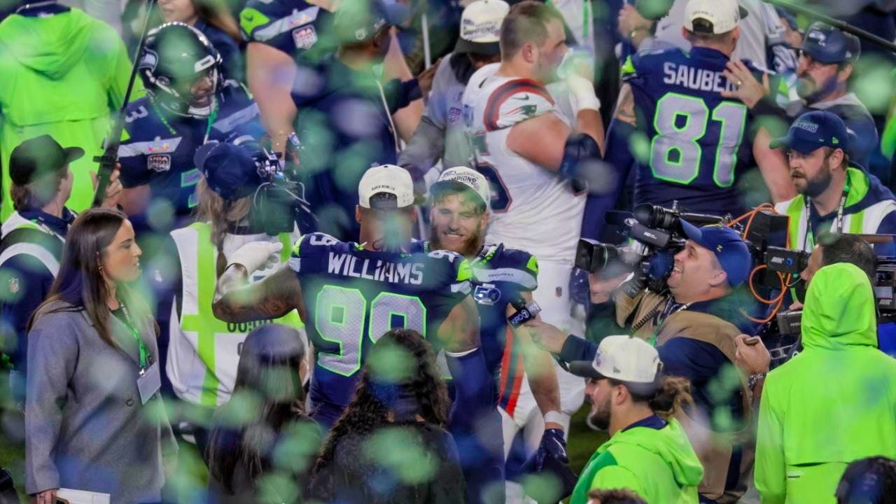 American football. Seattle Seahawks win the Super Bowl in superior fashion